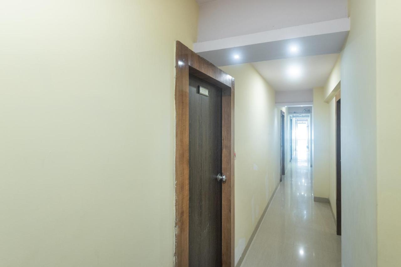Oyo 49867 Hotel Kalpana Residency 뭄바이 외부 사진