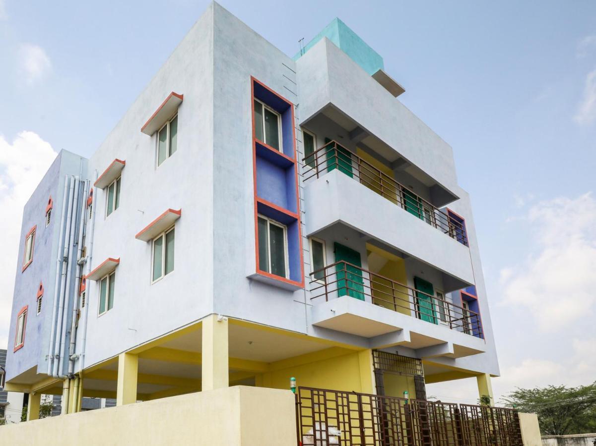 Oyo 49867 Hotel Kalpana Residency 뭄바이 외부 사진